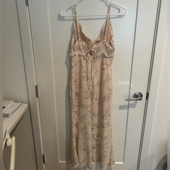 Hello Molly LONG DISTANCE MIDI DRESS BEIGE - size M - Picture 3 of 6